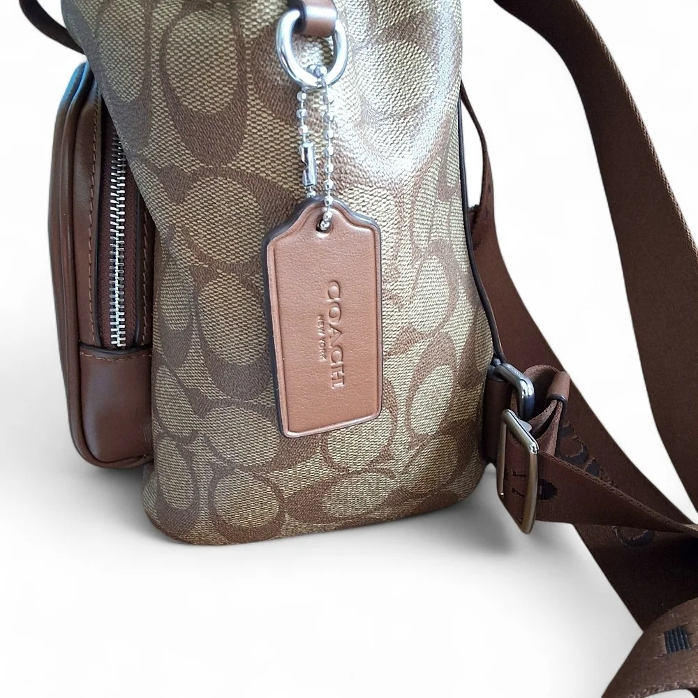 Coach Signature Sierra Drawstring Backpack Khaki/Saddle EUC